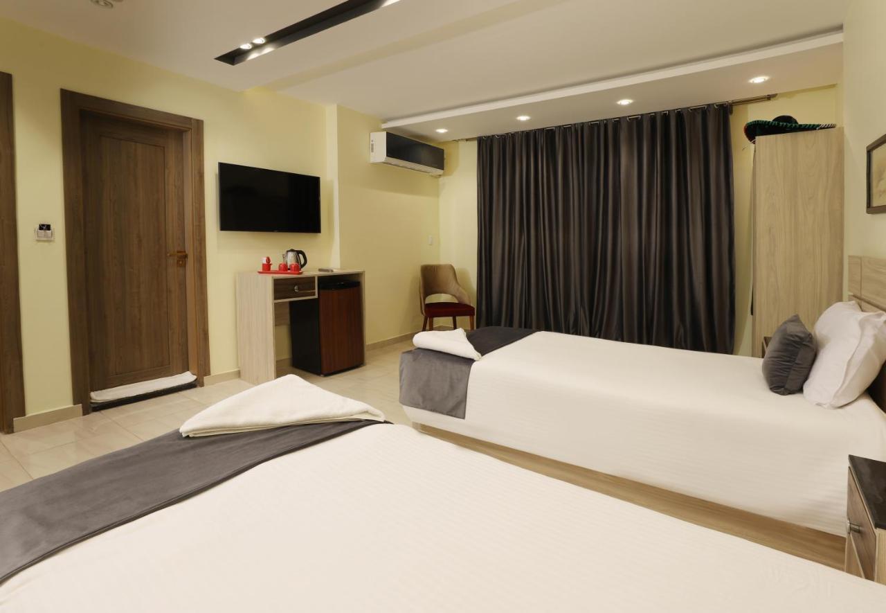 Brothers Pyramids View Hotel 3*